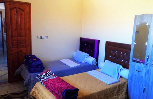 Tata Bed & Breakfast | Villa in Tata City - Spacious 6-bedroom with Private-Badroom/Shower