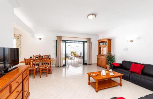 Matagorda Villa | Villa Indigo by Villa Plus