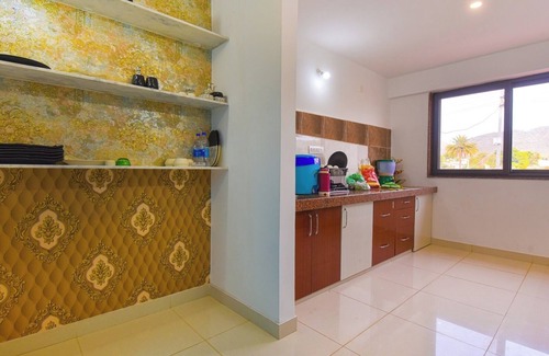 Lake Swaroop Sagar Hotel | Villa Inn Udaipur by Yansh Group