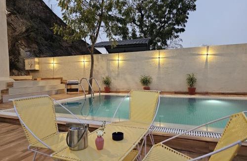 Bedla Villa | Villa Insignia - Full Villa 3 BHK with Private Pool and Parking