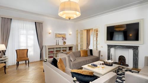 Casciana Terme Lari Villa | VILLA IRMA 10, Emma Villas