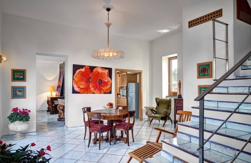 Sant'Agata sui Due Golfi Villa | Villa in Sant'agata Sui Due Golfi with 5 bedrooms sleeps 12