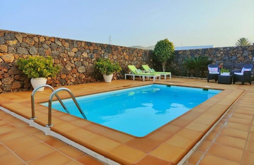 Tinajo Apartment | Villa Jardín Atteneri