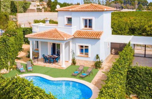 Beniarbeig Villa | Villa Jazmin Blanca by Villa Plus
