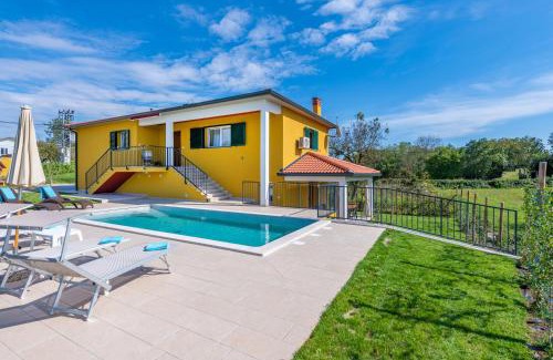 Sveta Nedelja House | Villa Jole, a charming modern villa surrounded by rustic beauty