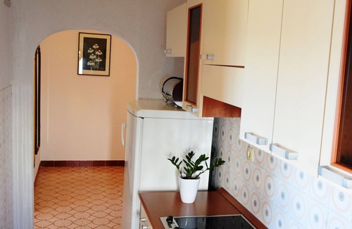 Seget Donji Apartment | Villa Julio's first floor two bedroom apartment no. one-with terrace towards sea