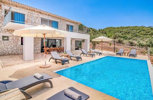 Skinaria Villa | Villa Kalomiras by Villa Plus