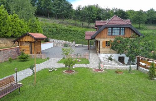 Ozalj Villa | Villa Karolina