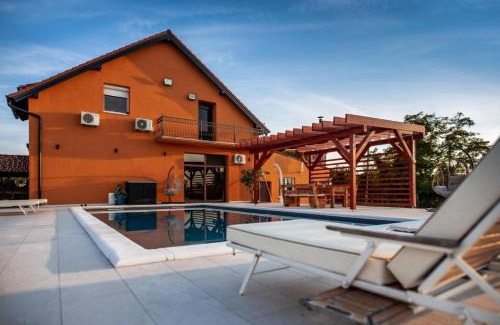 Aljmas Villa | Villa Katarina Aljmaš