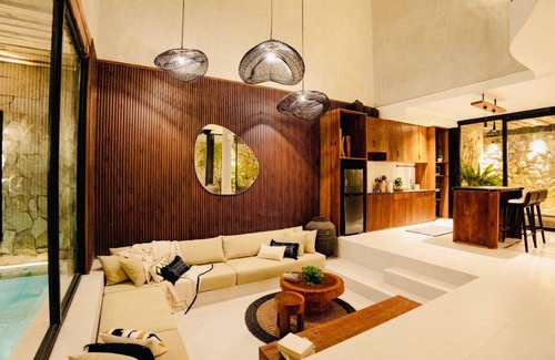 Central Seminyak Villa | Villa KHAYU Seminyak 2BR - 900 Meters to the Beach