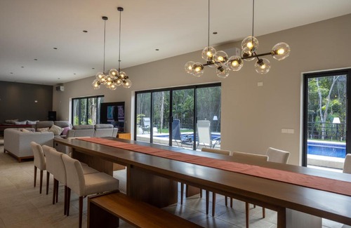 Cozumel Villa | Villa Kiin Ha - Luxurious 5-BR Villa with Swim-Up Pool