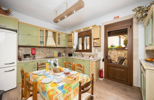 Kare Villa | Villa Koupos - Three Bedroom Villa, Sleeps 6