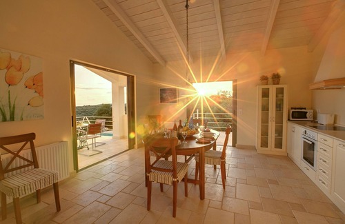 Karavados Villa | Villa 'Kteni Ideales Resort' with Sea View, Wi-Fi and Air Conditioning