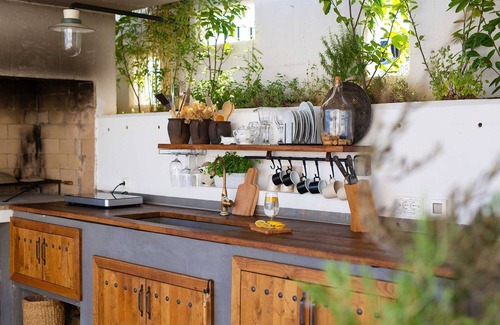 Vrbnik Villa | Villa Kucha 26b with Pool & Seaview