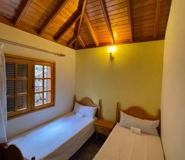 Lomito Fragoso y Honduras Villa | Villa Lomo Fragoso