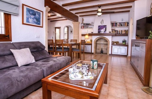 Tarraula House | Villa La Esquina by Interhome