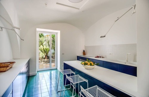 Sant'Agata sui Due Golfi Villa | Villa La Luce: Town Centre, Sea Views, Pool & Concierge by Feeling Italy