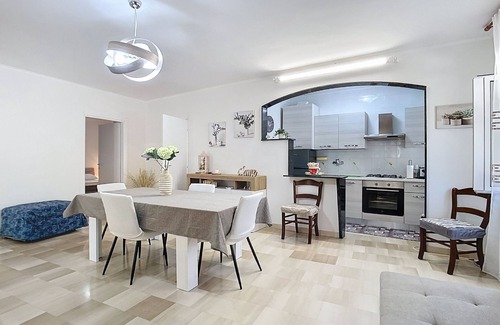 Monte Sant'Angelo Villa | Villa 'La Tesa' with Private Pool, Wi-Fi and Air Conditioning