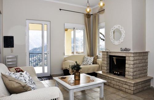 Lakkoi Villa | Villa Lakki Heated round pool Jacuzzi