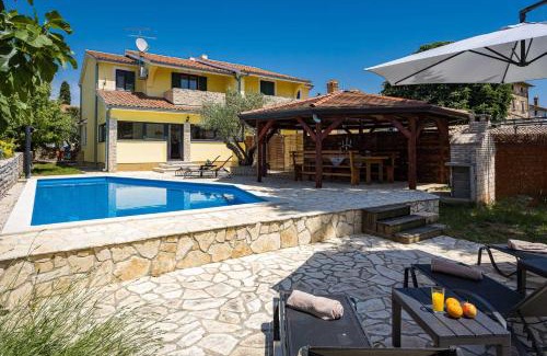 Kastelir-Labinci Villa | Villa Lara