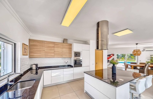 Portimao Villa | Villa Larissa, luxury private villa, 4 bedrooms, Portimão countryside, private pool