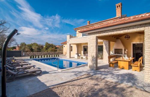 Pinezici Villa | Villa LAURA