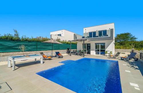 Stokovci Villa | Villa Lavandula by Villa Plus