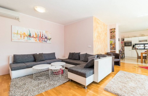 Segotici Villa | Villa Lelaina near Pula with private Pool and 3 km from the beach - pet friendly