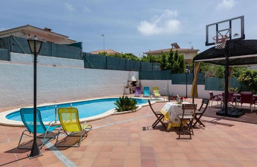 Vilanova I la Geltru House | Villa Lilia