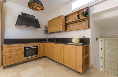 Parabita House | Villa Loran