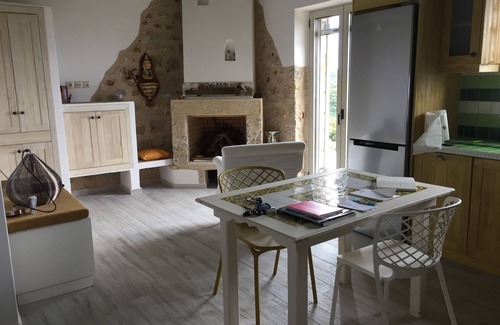 Thalames Villa | Villa Luciana 'Fantastic sunsets by the pool'