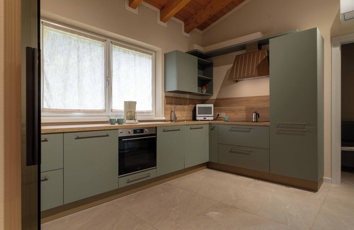 Crone Villa | Villa Luciano - Two Bedroom Villa, Sleeps 6