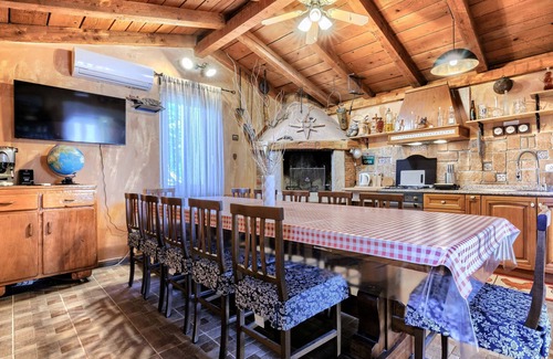 Radini House | Villa Lucky by Interhome