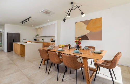 Dracevac Villa | Villa Lumi - a haven of luxury with large infinity pool, childrens pool, jacuzzy and sauna