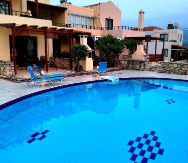 Asprouliani House | Villa LUPA