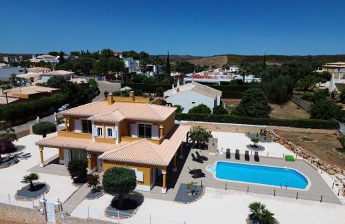 Alcalar Villa | Villa Malia Algarve