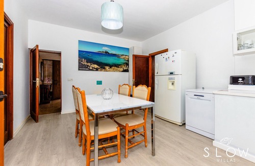 Les Meravelles Villa | Villa Maravillas next to the beach with a pool, garden and terraces