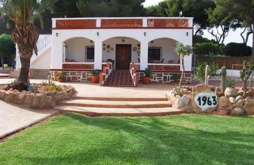 Moravit Villa | Villa Maria Beach Villa