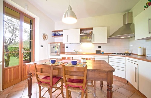 Rezza House | Villa Marinin