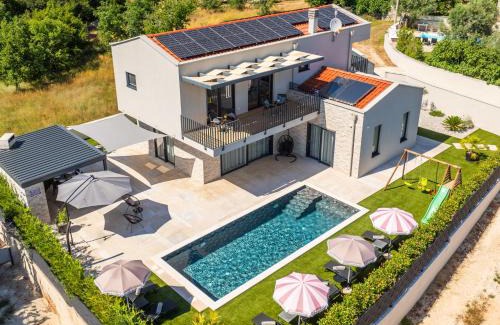 Kruncici Villa | Villa Martin