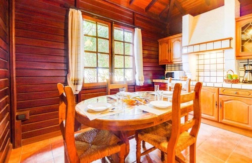 Arafo Villa | Villa Mimosa, mountain views, pool, fast Wi-Fi, garden and terrace; parking available