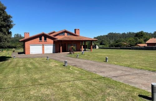 Escobedo de Camargo Villa | Villa Monasterio