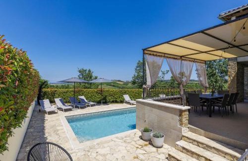 Baredine Villa | Villa Morgan by Interhome