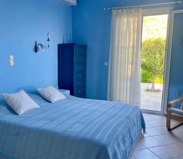 Batsi Villa | Villa Natasa