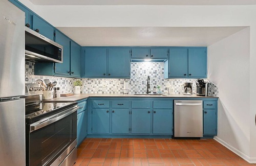 Villa West House | Villa Navidad ~ Aggieland Vacation Rentals