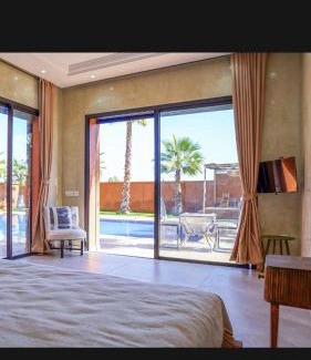 Sidi Abdallah Ghiat Villa | VILLA NOÛR PALACE avec piscine jaccuzi à Marrakech
