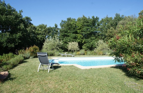 La Capelle-et-Masmolene House | Villa on one level with pool near Uzès