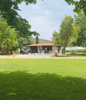 Marathon Villa | Villa OINOI with Pool for Luxury Vacation and Events