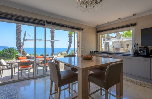Carqueiranne Villa | Villa on sea side (10 pers), Hyères