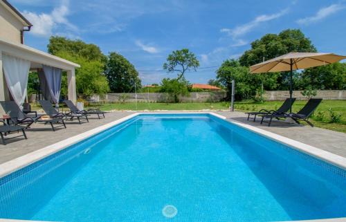 Hrboki Villa | Villa Ondine with 3 bedrooms in Istrien